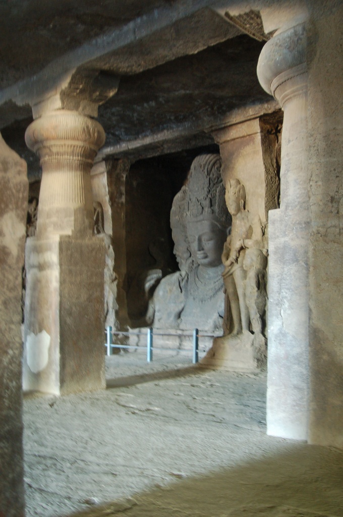 Пещеры Элефанта. Пещерные храмы на острове Гарапери.