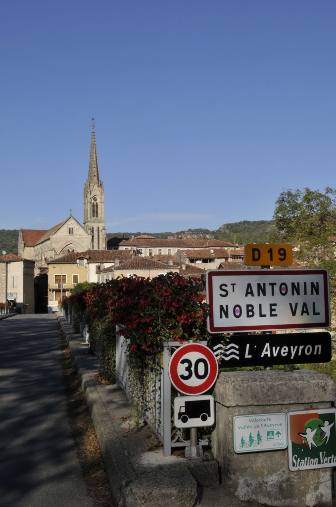 Дороги в Сантьяго-де-Компостела во Франции. Сент-Антонен-Нобль-Валь.