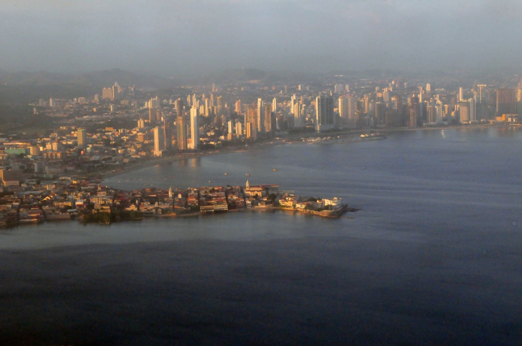 Панама Сити.