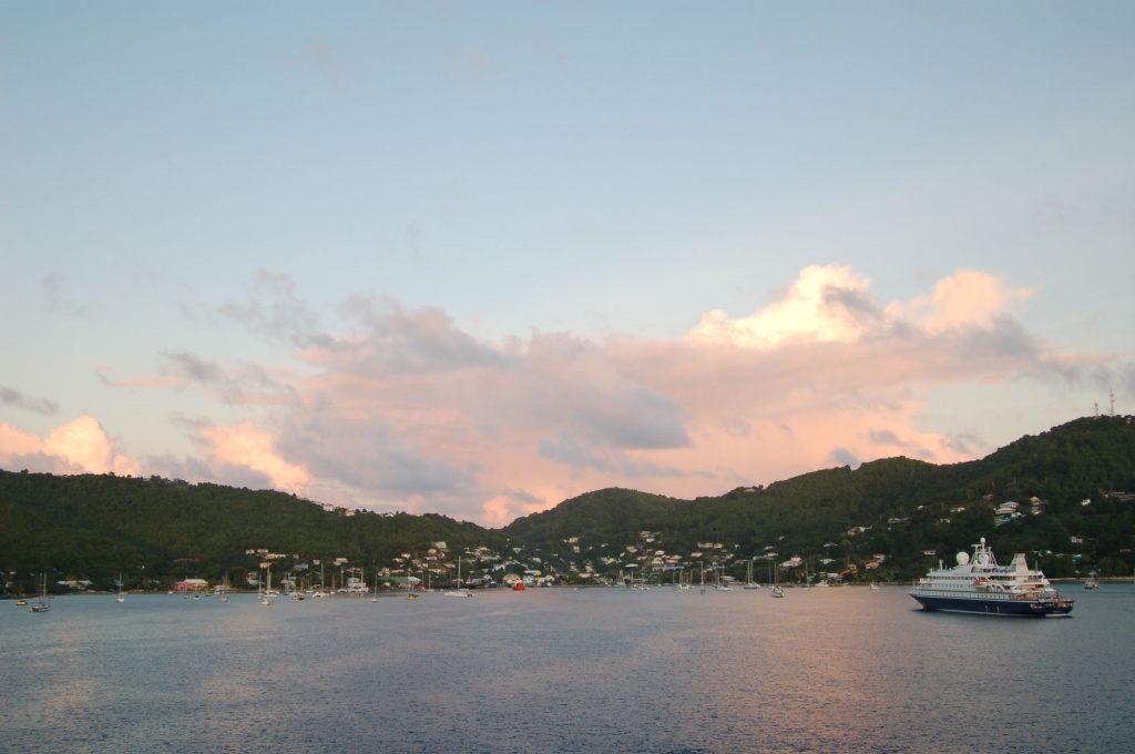 Гренадины: Остров Бекия