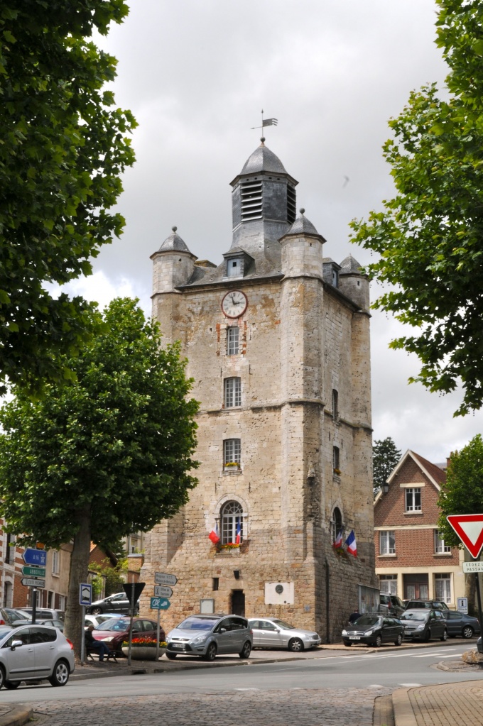 Колокольни городов Бельгии и Франции. Колокольня и собор в Сен-Рикье.
