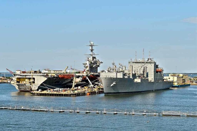 Военно-морская база Норфолк.