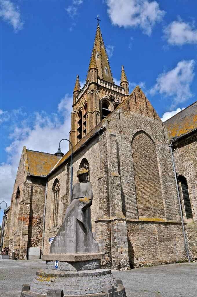 Церковь Святого Петра в Ло