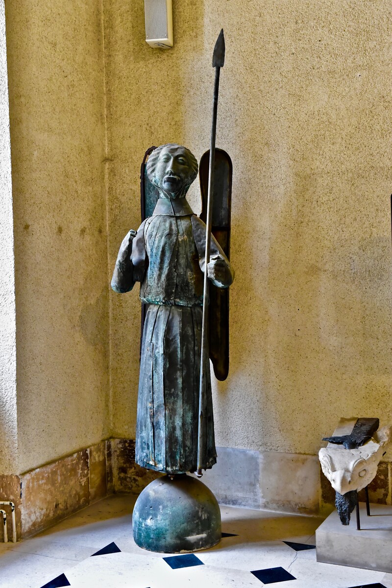 Реймс. Дворец Тау