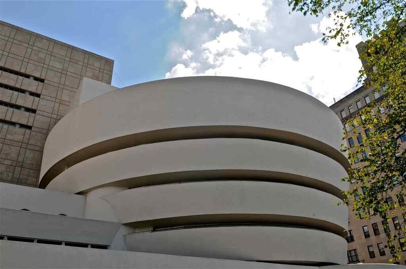 Нью Йорк. Музей Соломона Гугенхайма.